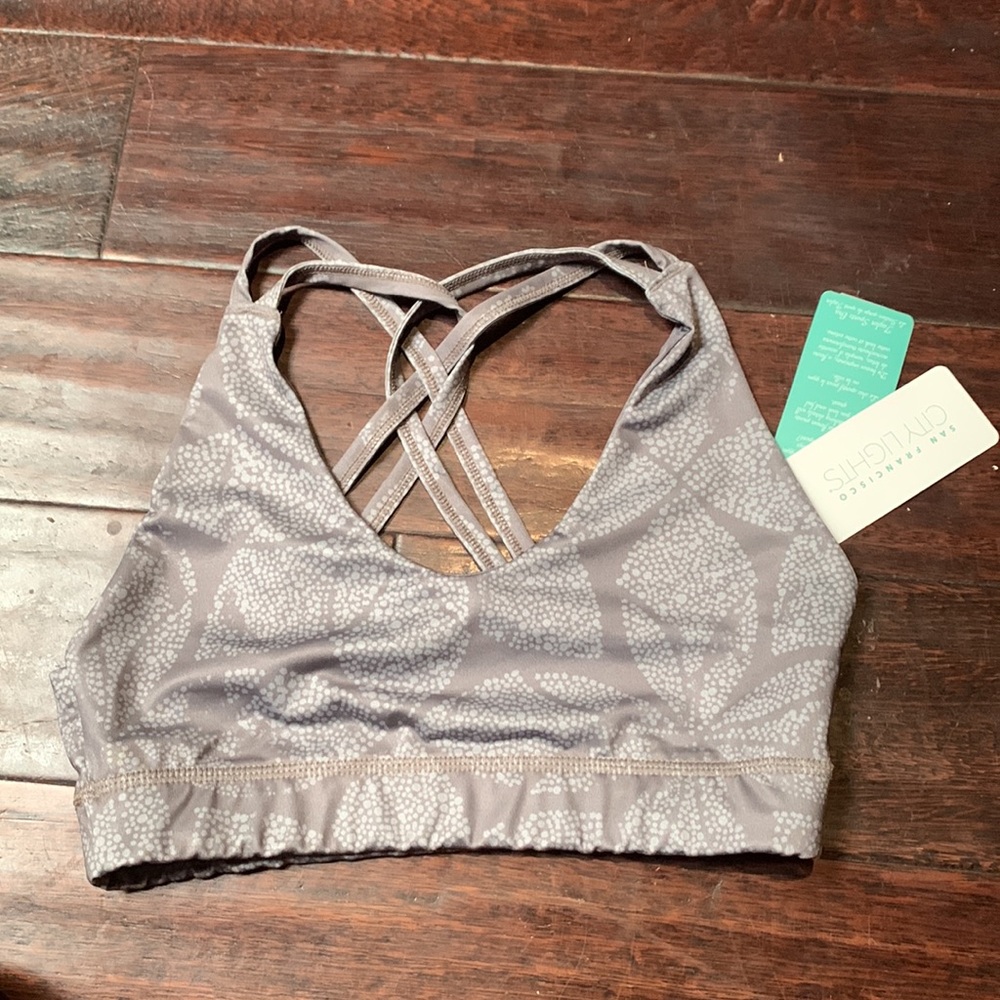 San Francisco City Lights Taylor Sports Bra in Storm Front (gray) 🤩 B4 - Picture 5 of 13